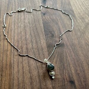 Sterling silver labradorite pendant necklace